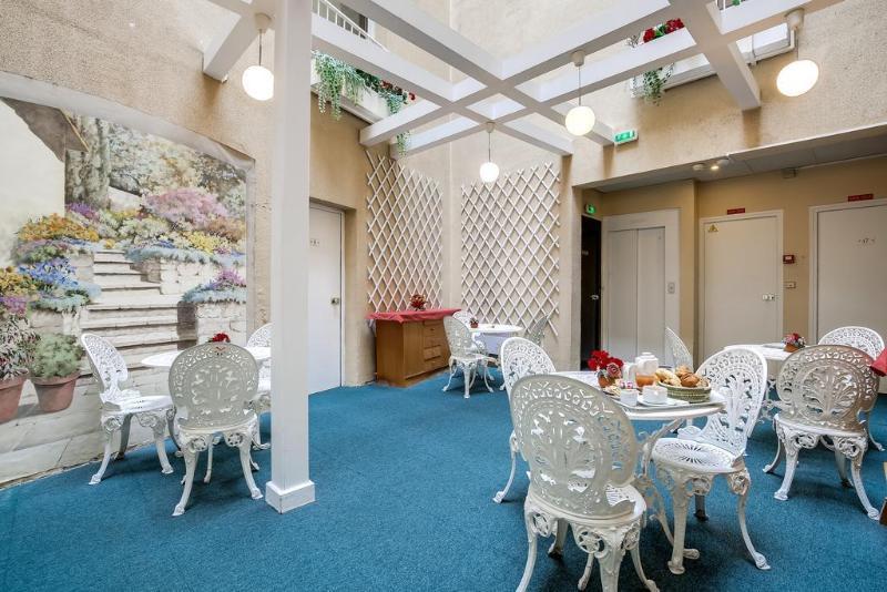 Hotel Des Arts Rueil-Malmaison Εξωτερικό φωτογραφία